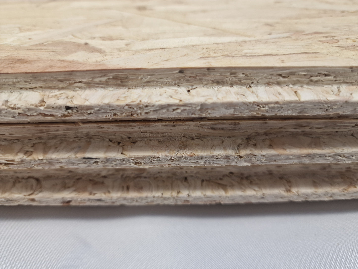 1220 X 300 mm OSB Loft Board ( Pack of 12 Total 4.32m2)
